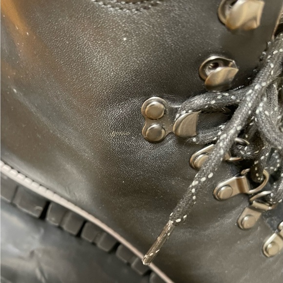 CLEARANCE! Cole Haan Mens ZeroGrand Water-Resistant
Hiker Boots Size: 9M - Picture 15 of 15